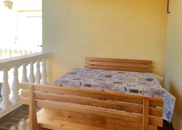 Lejlighed And Lotus Tribalj